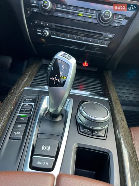 Позашляховик / Кросовер BMW X5 2016 в Львові