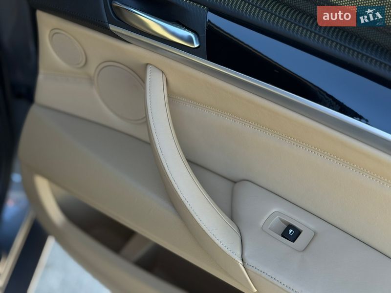 Внедорожник / Кроссовер BMW X5 2012 в Житомире