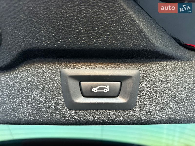 Внедорожник / Кроссовер BMW X5 2016 в Киеве