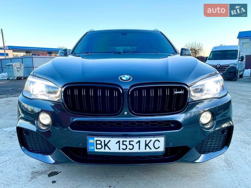 Внедорожник / Кроссовер BMW X5 2015 в Дубно