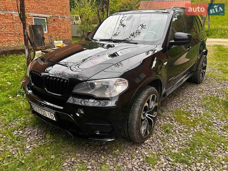 Внедорожник / Кроссовер BMW X5 2010 в Тячеве