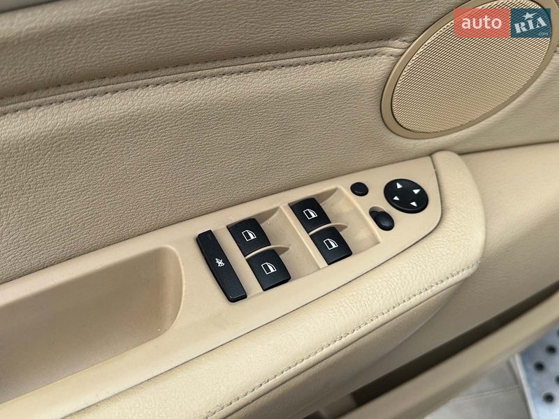 Внедорожник / Кроссовер BMW X5 2011 в Одессе