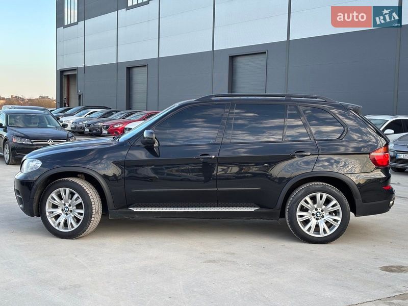 Позашляховик / Кросовер BMW X5 2012 в Львові
