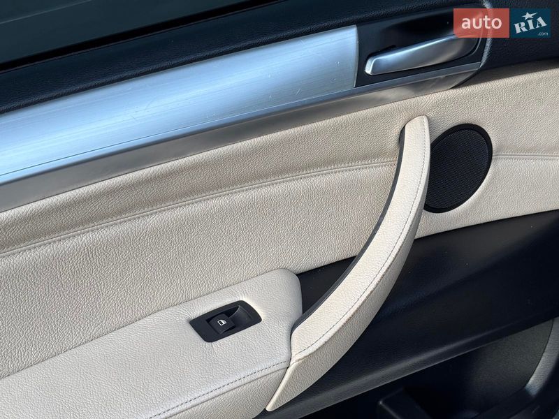 Позашляховик / Кросовер BMW X5 2012 в Львові