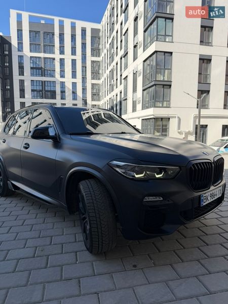 Внедорожник / Кроссовер BMW X5 2019 в Ровно