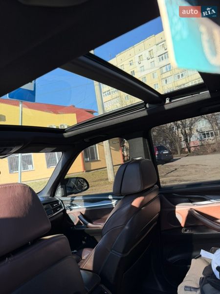 Позашляховик / Кросовер BMW X5 2013 в Чернівцях