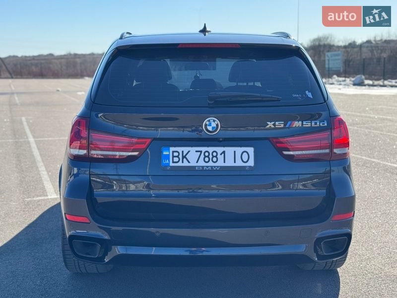 Позашляховик / Кросовер BMW X5 2016 в Рівному