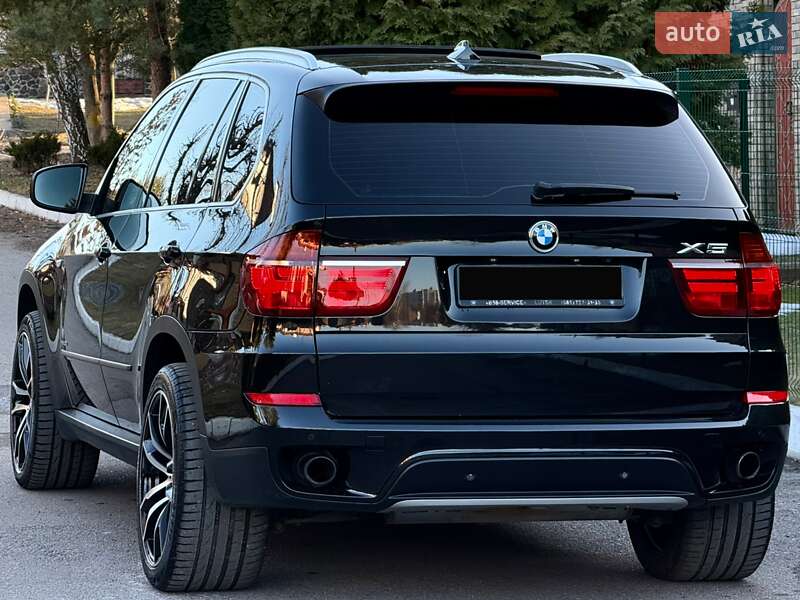 Внедорожник / Кроссовер BMW X5 2012 в Ровно