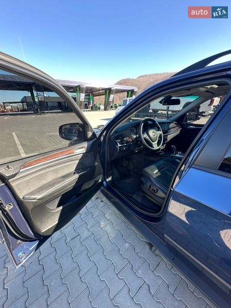 Внедорожник / Кроссовер BMW X5 2011 в Яремче