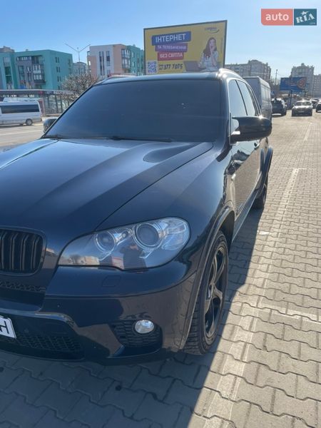 Позашляховик / Кросовер BMW X5 2012 в Києві