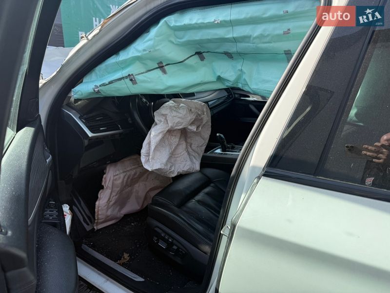 Внедорожник / Кроссовер BMW X5 2014 в Калуше