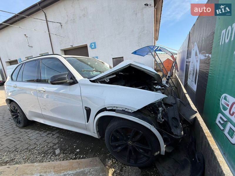 Внедорожник / Кроссовер BMW X5 2014 в Калуше
