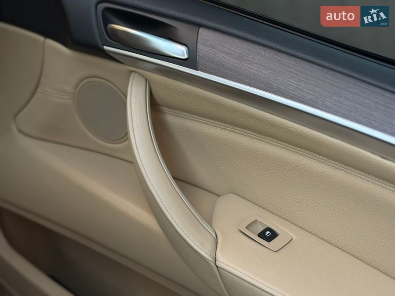 Внедорожник / Кроссовер BMW X5 2011 в Ивано-Франковске