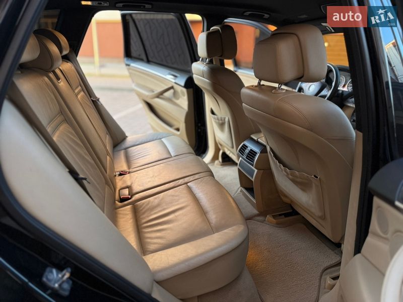 Внедорожник / Кроссовер BMW X5 2011 в Ивано-Франковске