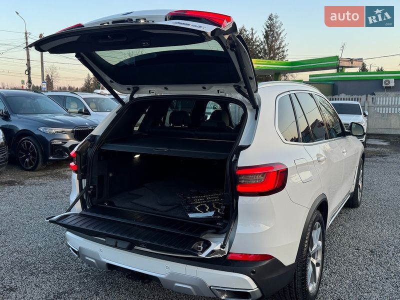 Внедорожник / Кроссовер BMW X5 2019 в Тернополе