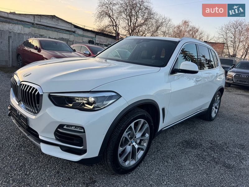 Внедорожник / Кроссовер BMW X5 2019 в Тернополе