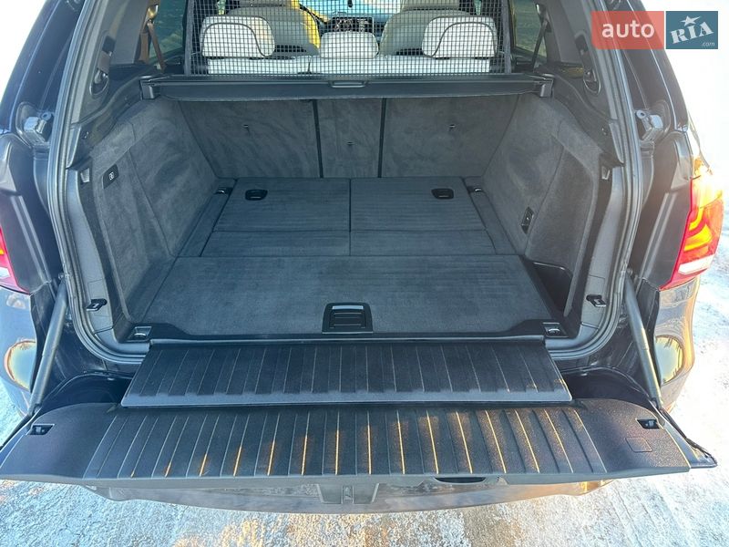 Внедорожник / Кроссовер BMW X5 2015 в Луцке