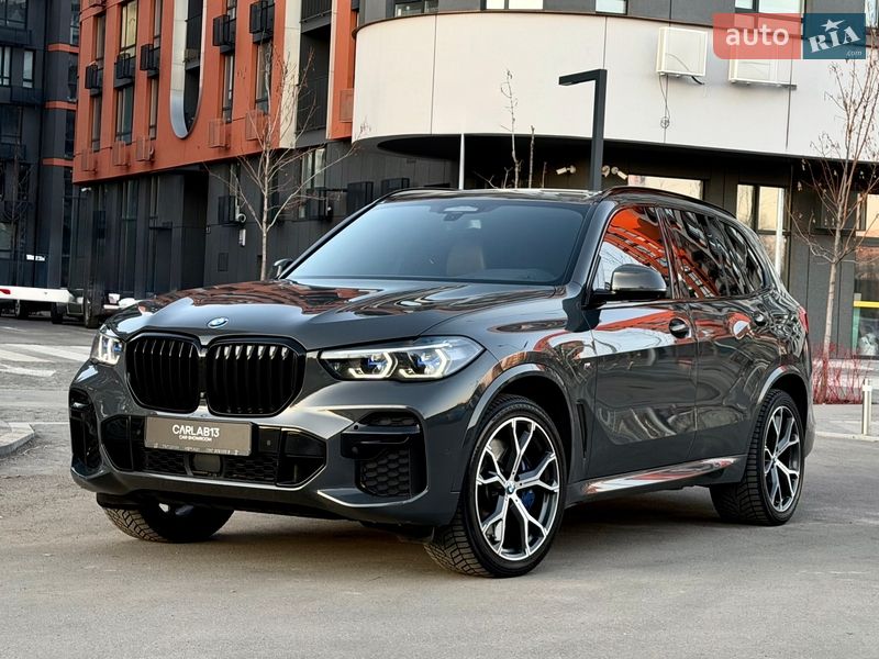 Внедорожник / Кроссовер BMW X5 2021 в Киеве