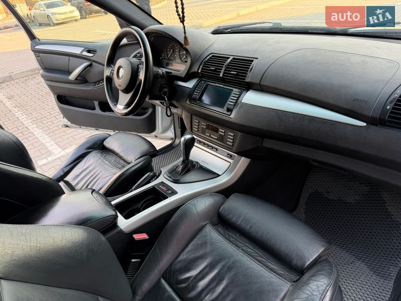 Внедорожник / Кроссовер BMW X5 2002 в Ровно