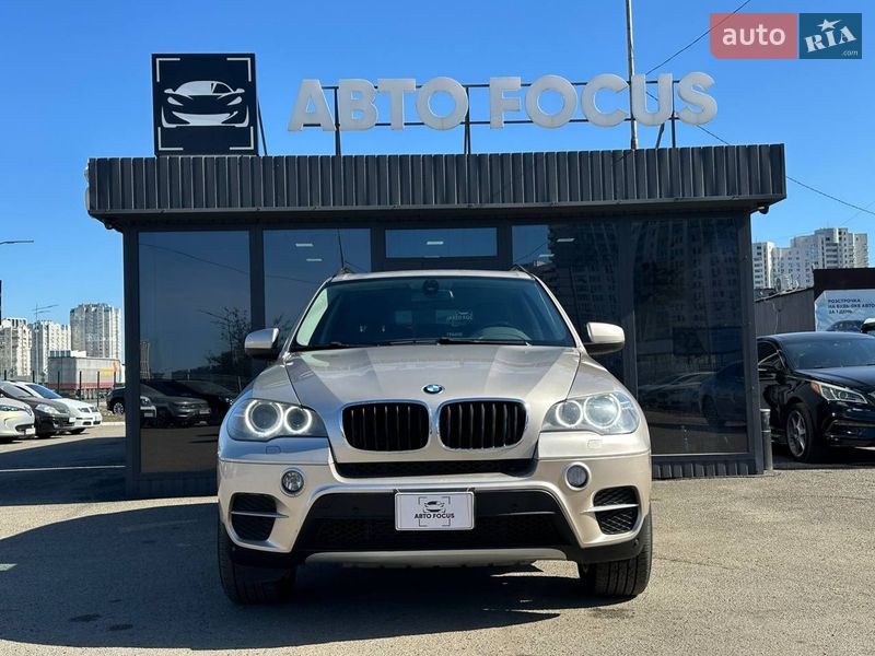 Позашляховик / Кросовер BMW X5 2012 в Києві