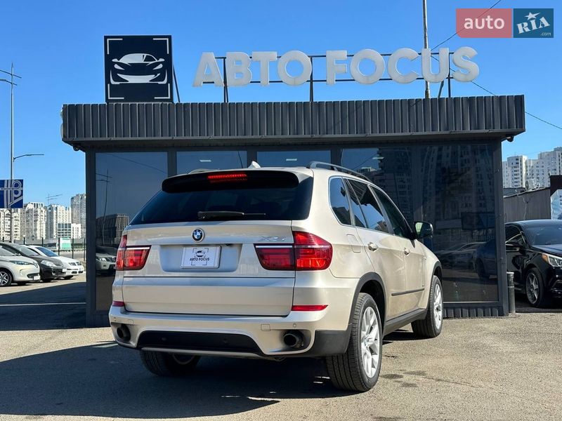 Позашляховик / Кросовер BMW X5 2012 в Києві