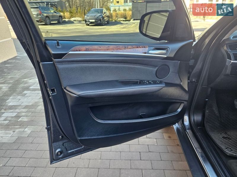 Внедорожник / Кроссовер BMW X5 2011 в Виннице