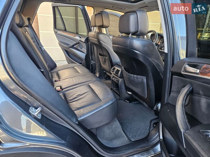 Внедорожник / Кроссовер BMW X5 2011 в Виннице