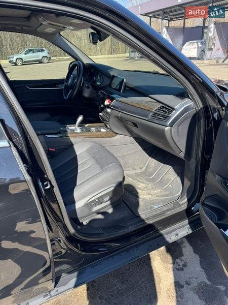 Внедорожник / Кроссовер BMW X5 2016 в Киеве