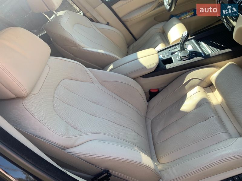 Внедорожник / Кроссовер BMW X5 2018 в Хмельницком