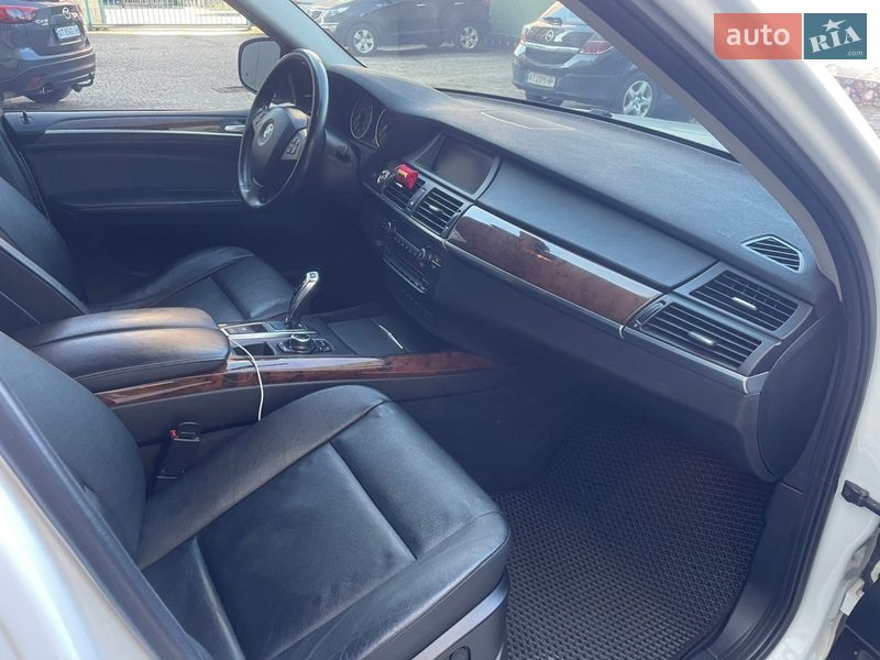 Внедорожник / Кроссовер BMW X5 2012 в Ивано-Франковске фото 6 Внедорожник / Кроссовер BMW X5 2012 в Ивано-Франковске