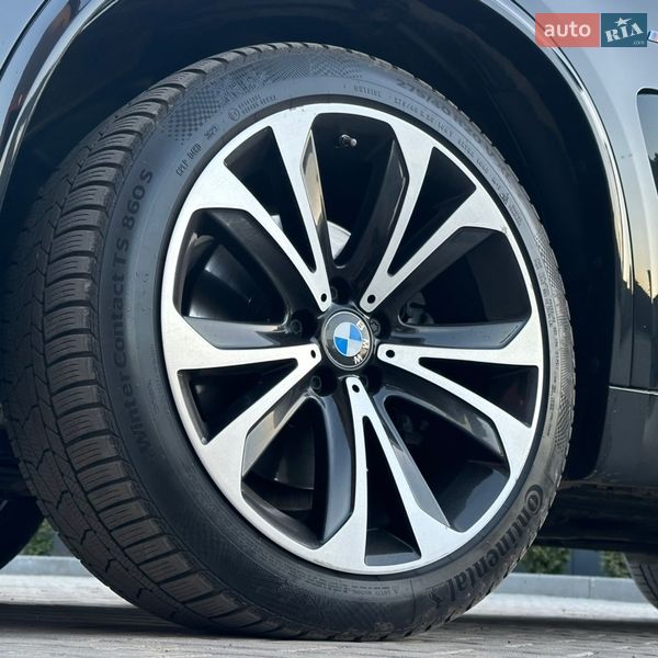 Внедорожник / Кроссовер BMW X5 2016 в Дубно