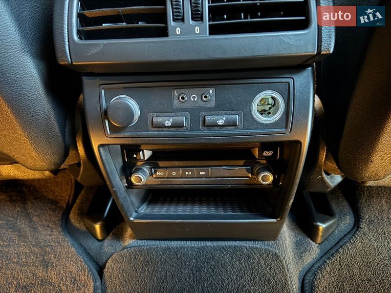 Позашляховик / Кросовер BMW X5 2010 в Чернівцях