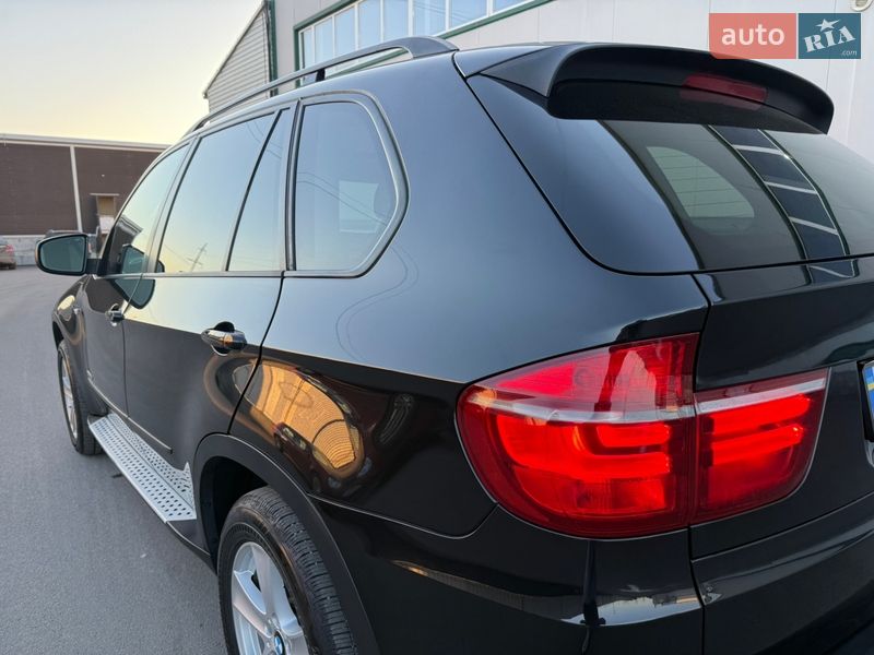 Позашляховик / Кросовер BMW X5 2011 в Вінниці