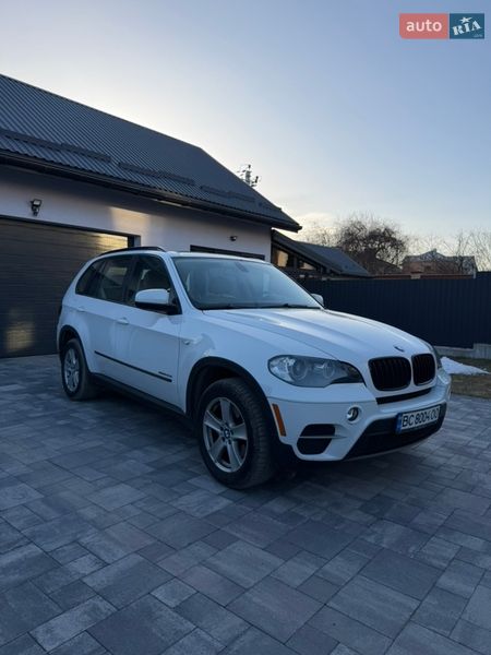 Позашляховик / Кросовер BMW X5 2010 в Львові фото 3 Позашляховик / Кросовер BMW X5 2010 в Львові