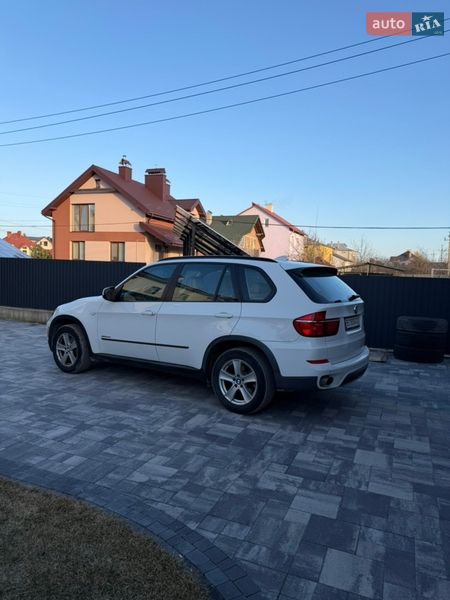 Позашляховик / Кросовер BMW X5 2010 в Львові фото 16 Позашляховик / Кросовер BMW X5 2010 в Львові