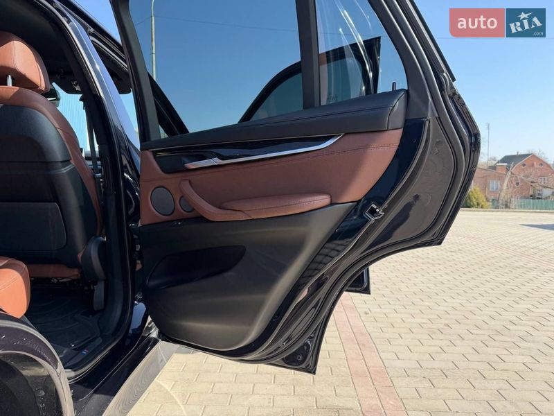 Позашляховик / Кросовер BMW X5 2016 в Вінниці
