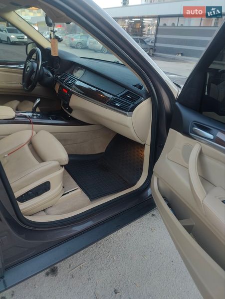 Внедорожник / Кроссовер BMW X5 2012 в Белой Церкви