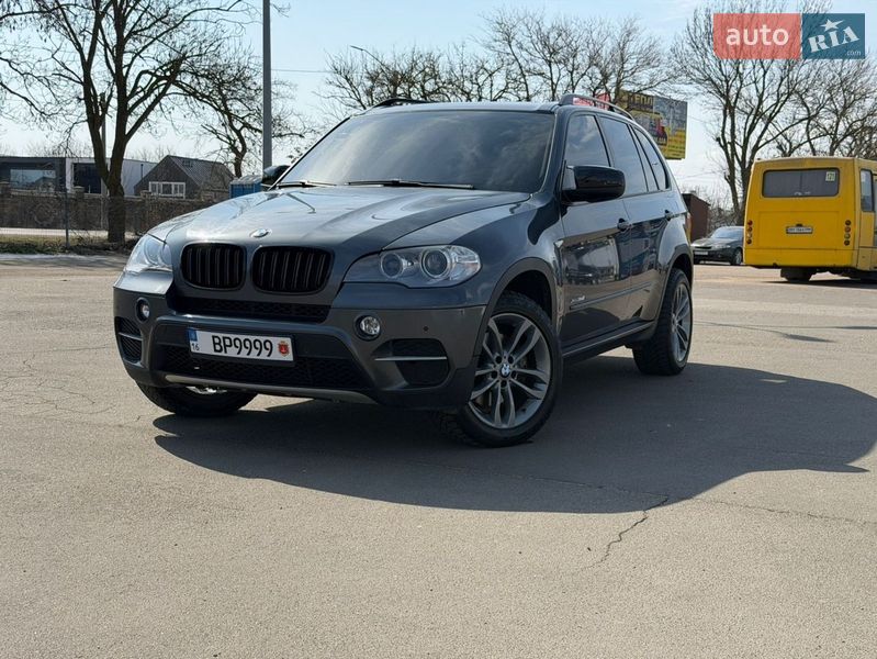 Позашляховик / Кросовер BMW X5 2011 в Одесі