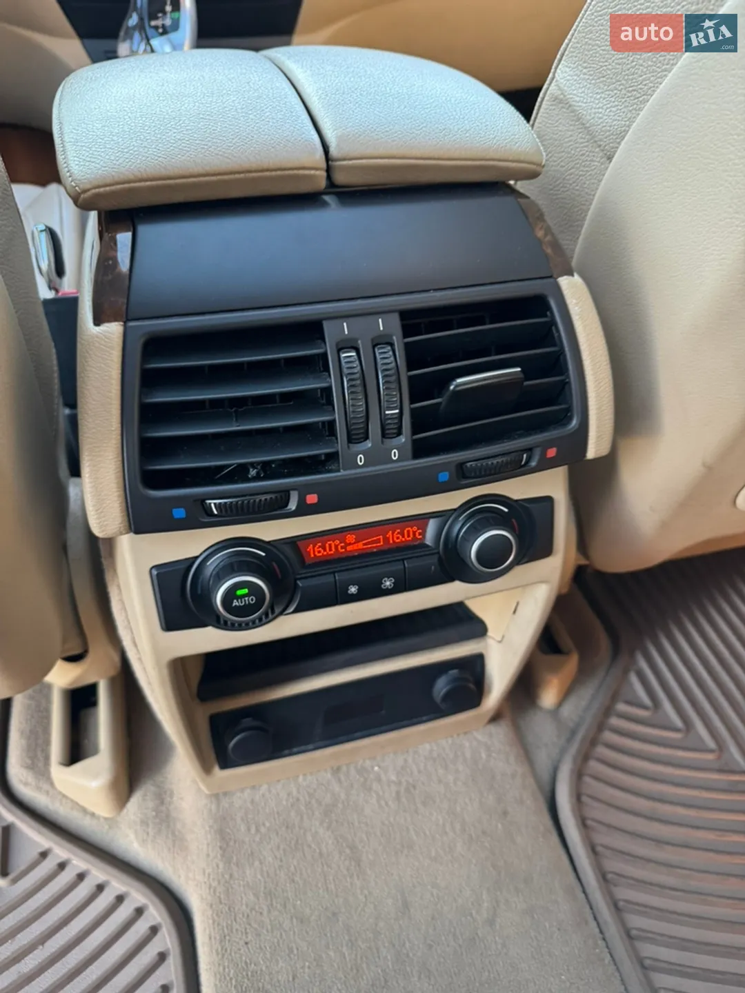 2011 BMW X5 - мініатюра 8