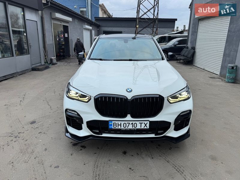 Внедорожник / Кроссовер BMW X5 2021 в Киеве