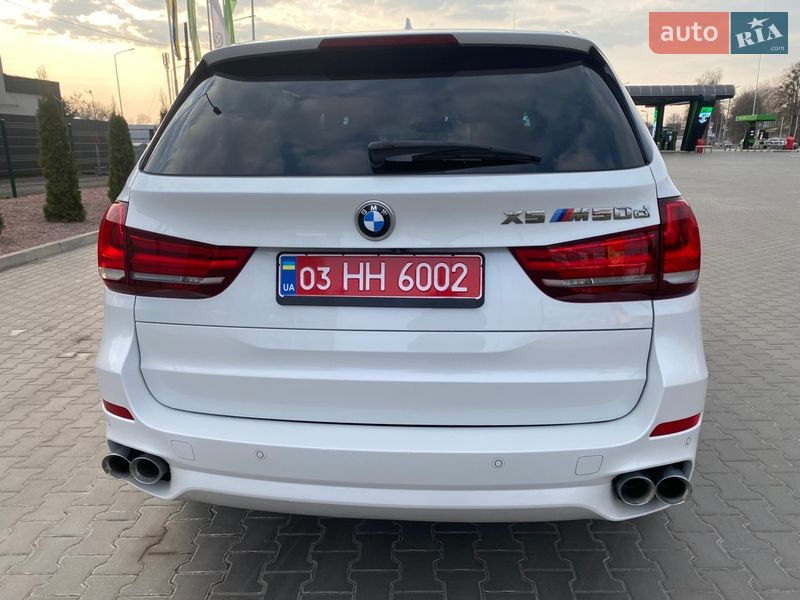 Позашляховик / Кросовер BMW X5 2015 в Луцьку