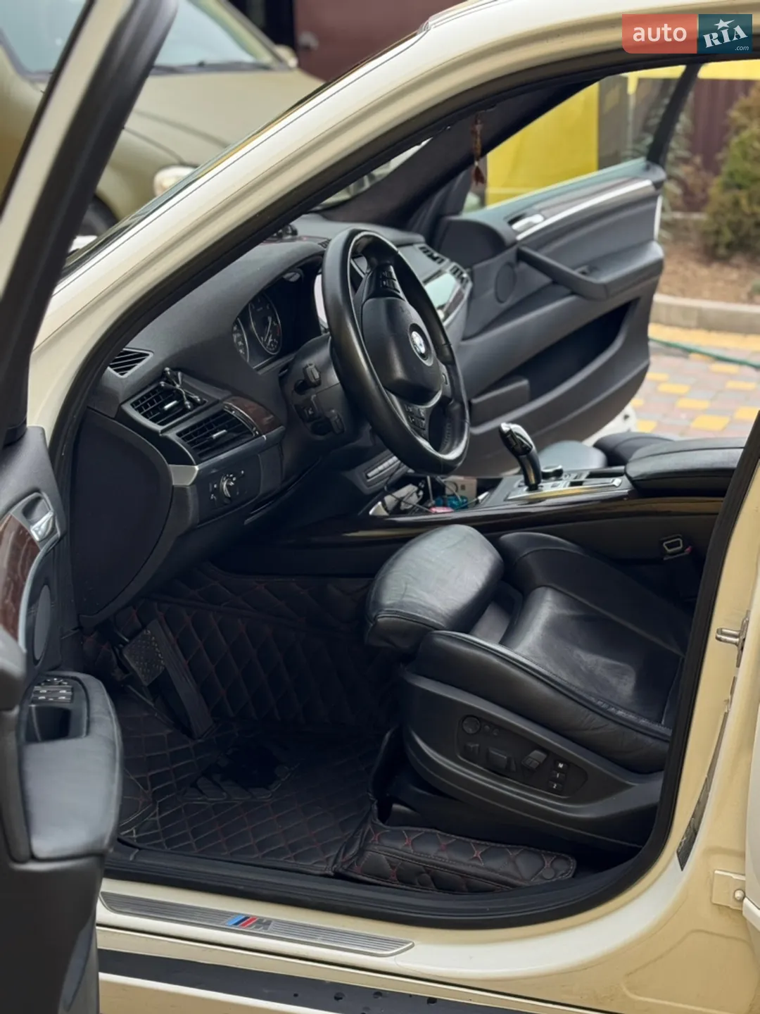 2011 BMW X5 - мініатюра 13