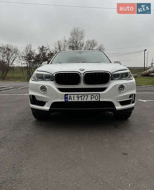 Внедорожник / Кроссовер BMW X5 2015 в Буче