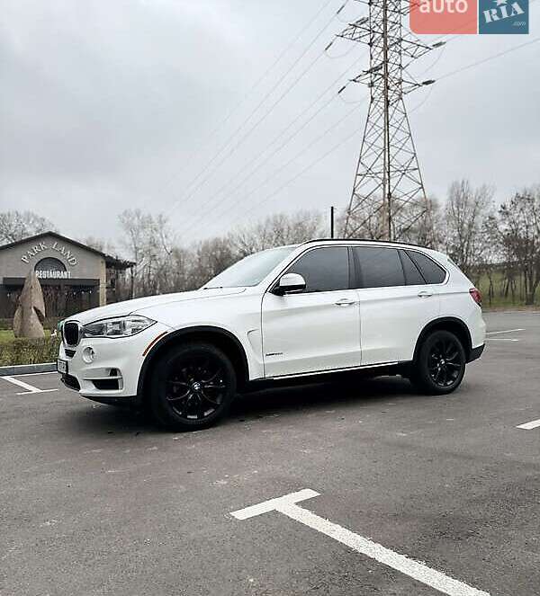 Внедорожник / Кроссовер BMW X5 2015 в Буче
