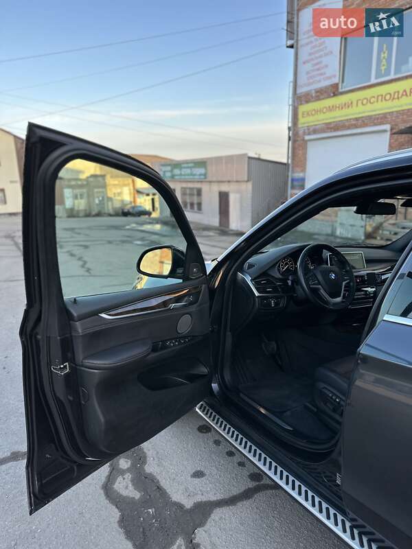 Позашляховик / Кросовер BMW X5 2017 в Жмеринці