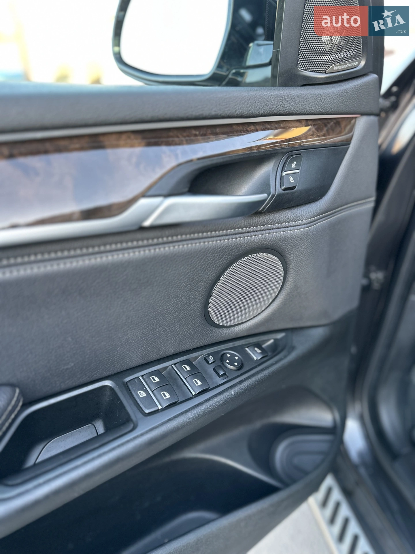 2017 BMW X5 - мініатюра 24