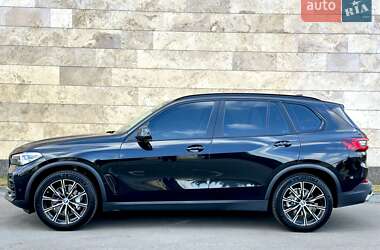 Внедорожник / Кроссовер BMW X5 2022 в Киеве