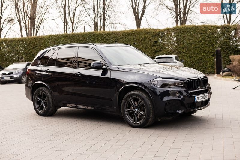 Позашляховик / Кросовер BMW X5 2016 в Луцьку