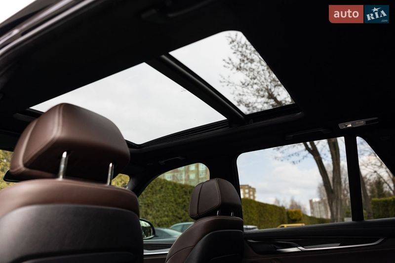 Позашляховик / Кросовер BMW X5 2016 в Луцьку