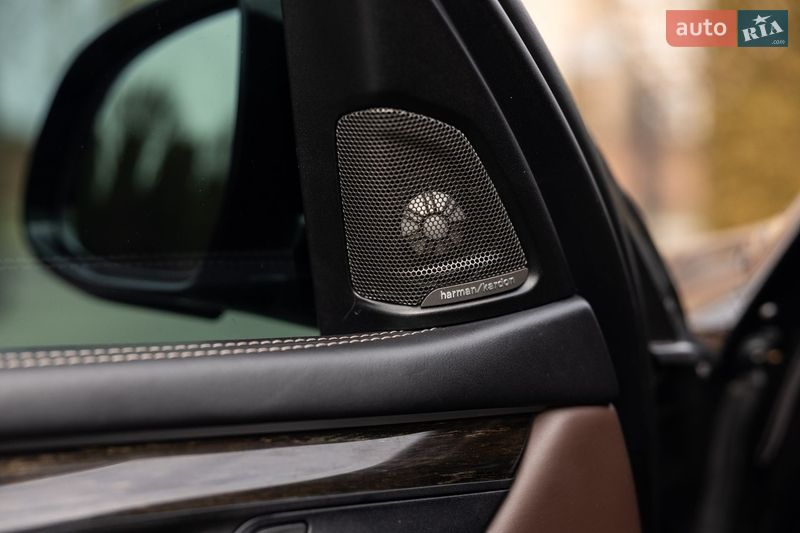 Позашляховик / Кросовер BMW X5 2016 в Луцьку